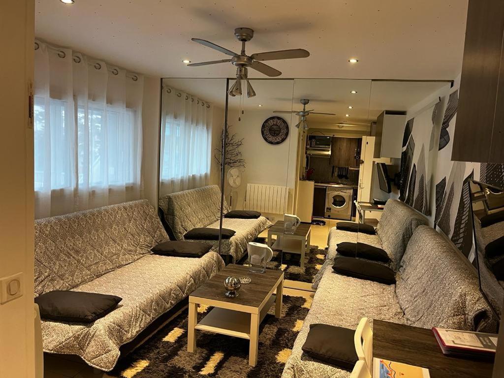 Studio A 2 Pas De La Plage Villeneuve-Loubet Exterior foto